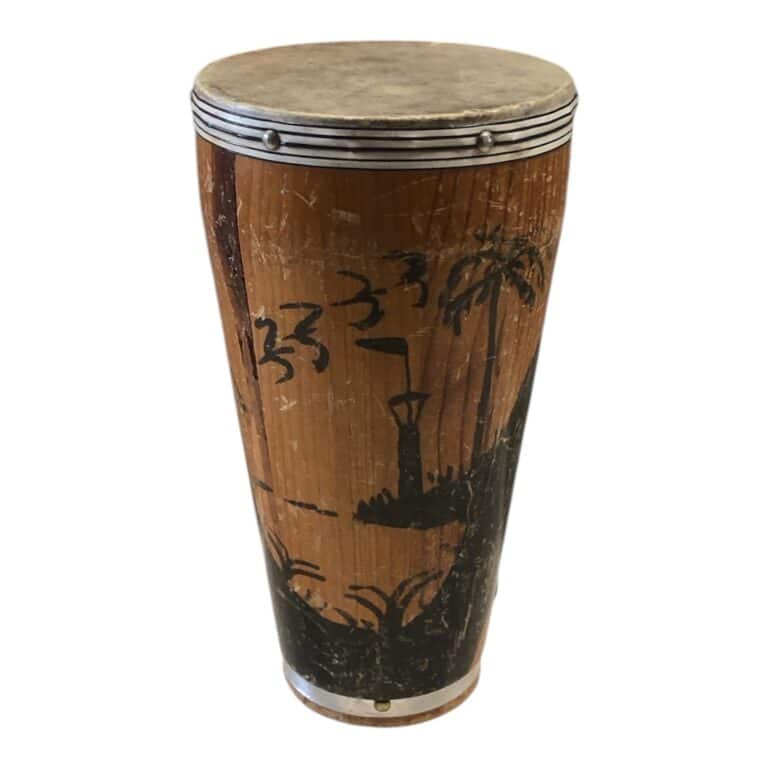 Bongo (E1674)
