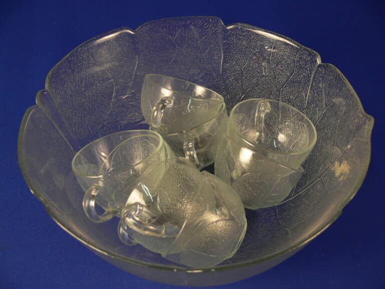 Bowlstel met 8 kopjes (G256)