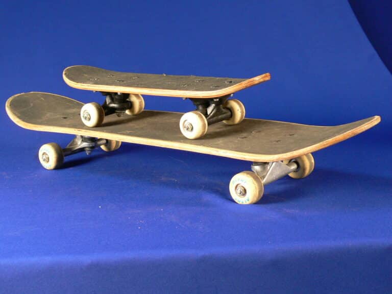 Skate board (P77)