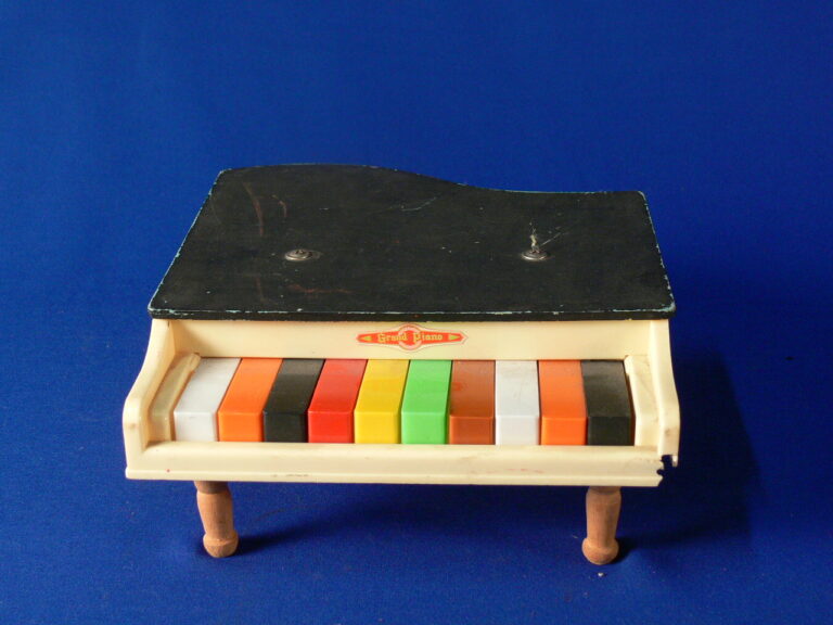 Speelgoed piano (P360)