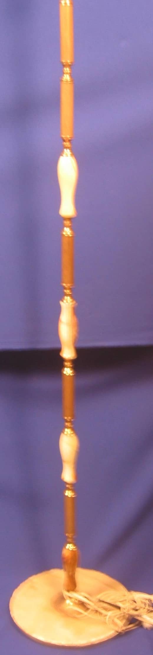 Vloerlamp (V112)